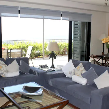 Luxury In + Pool וילה