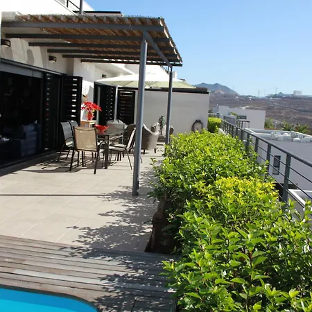 Luxury In + Pool Vila