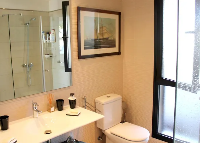 Вілла Luxury In + Pool Адехе